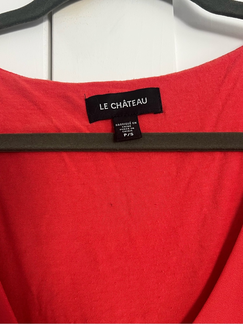 Le Château Coral Pink Sleeveless Blouse | P/S | Flowy V-Neck - Picture 2 of 3